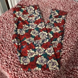 LuLaRoe Rose Patterned Leggings One Size